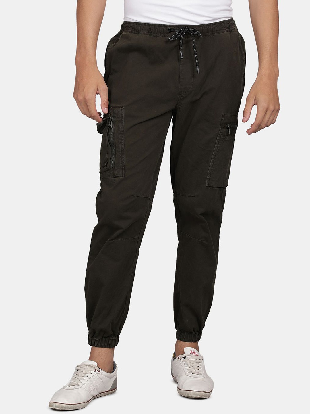 

t-base Men Regular Fit Mid-Rise Cargo Styles Joggers, Brown