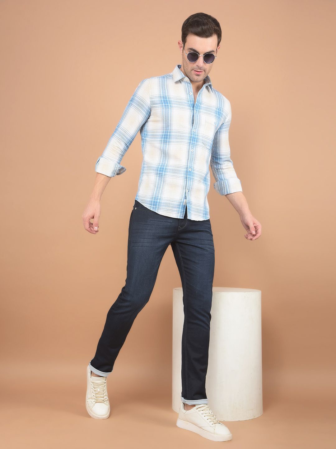 

Crimsoune Club Men Classic Spread Collar Checked Cotton Slim Fit Casual Shirt, Blue