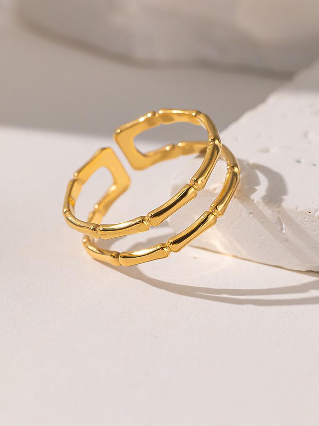 

MYKI Exquisite Gold-Plated Stainless Steel Adjustable Finger Ring