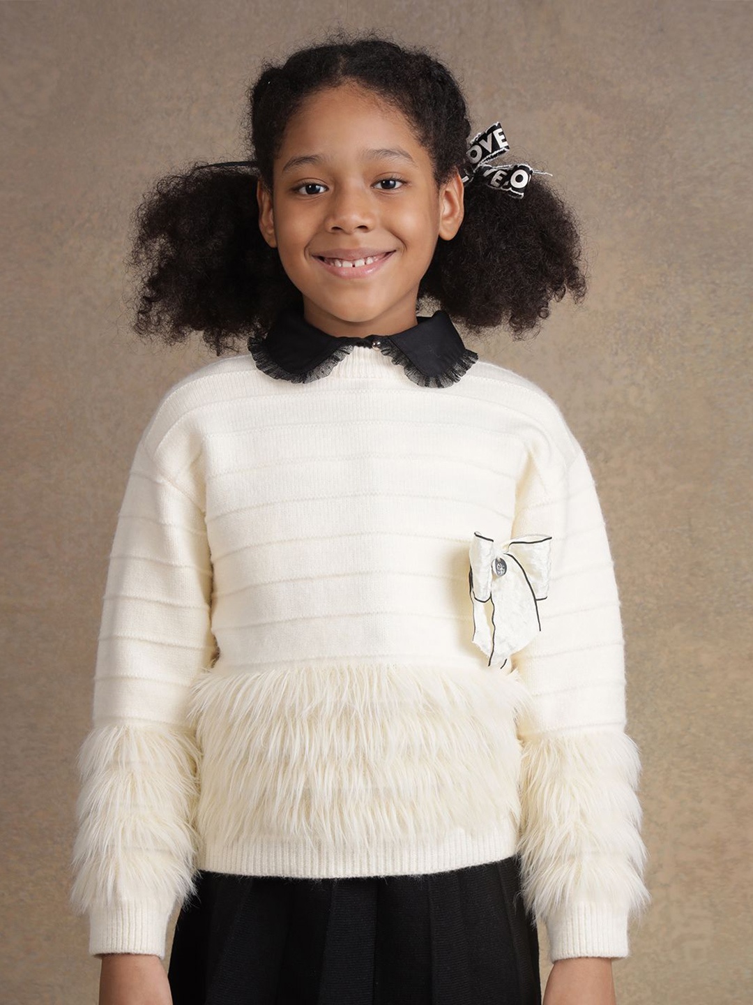 

One Friday Girls Round Neck Pullover, Off white