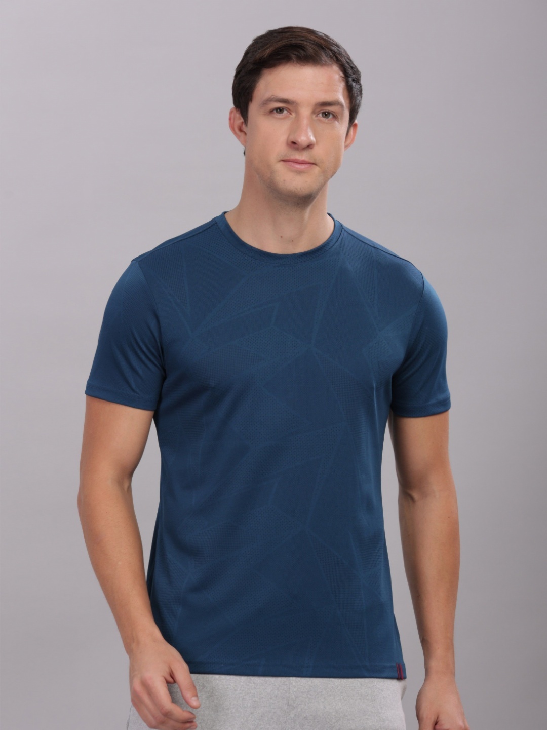 

DOMIN8 Men Cotton Shrink-Resistant Stretchable T Shirt, Teal