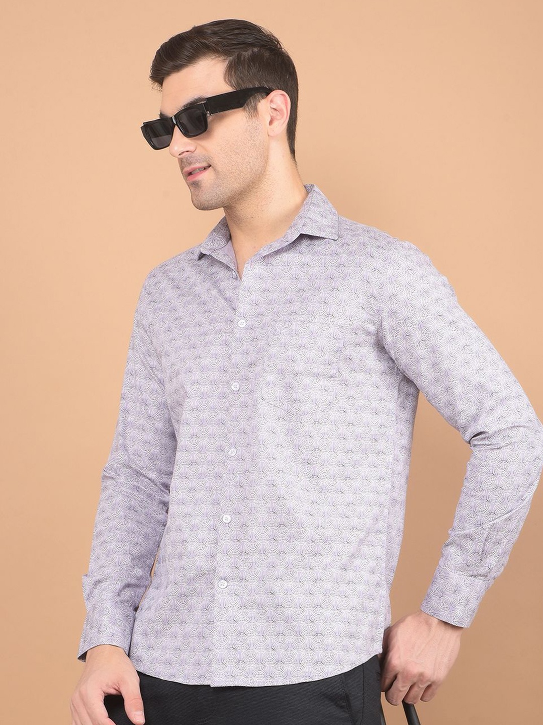 

Crimsoune Club Men Classic Spread Collar Geometric Printed Cotton Slim Fit Casual Shirt, Purple