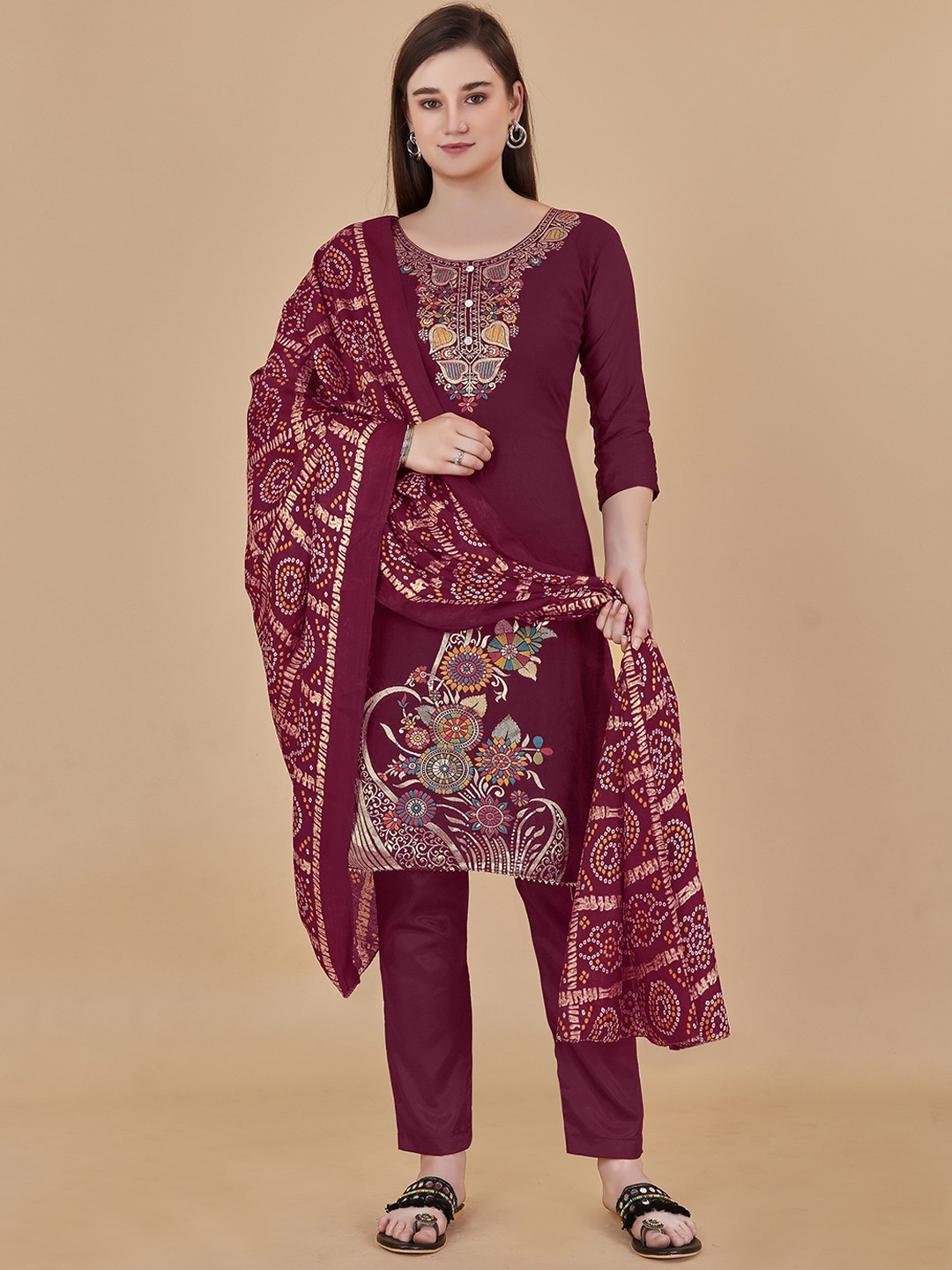 

Maroosh Embellished Unstitched Dress Material, Magenta
