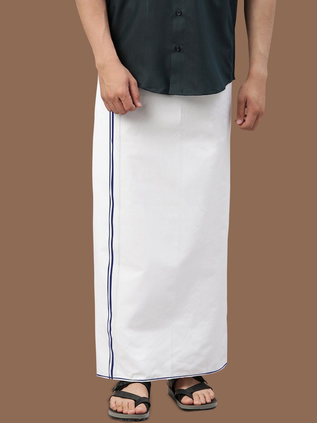 

WHITE HEART Men Pure Cotton Single Layer Dhoti with Coloured Border
