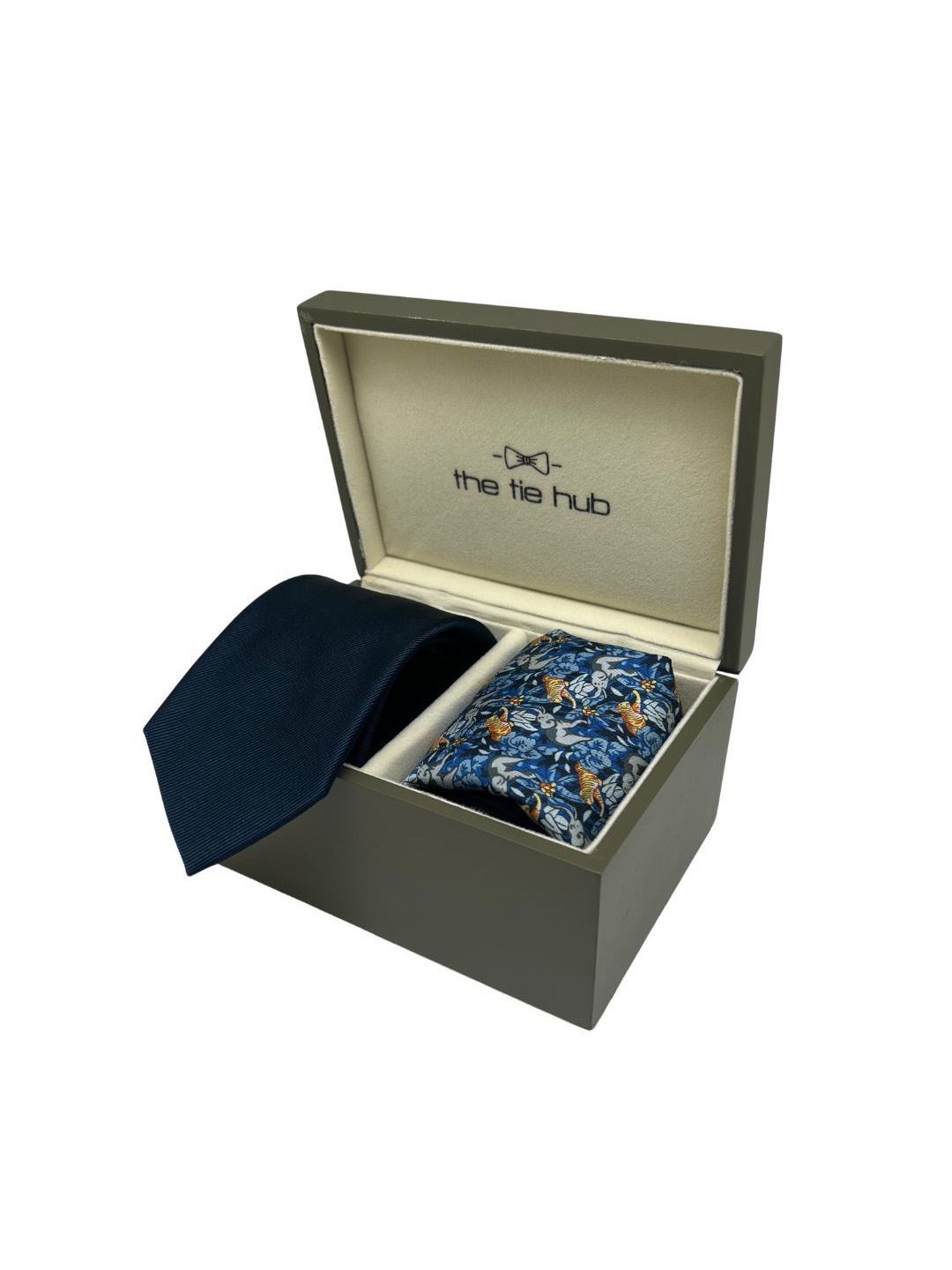 

The Tie Hub Men Accessory Gift Set of Tie and Pocket Square Comes with a box, Blue