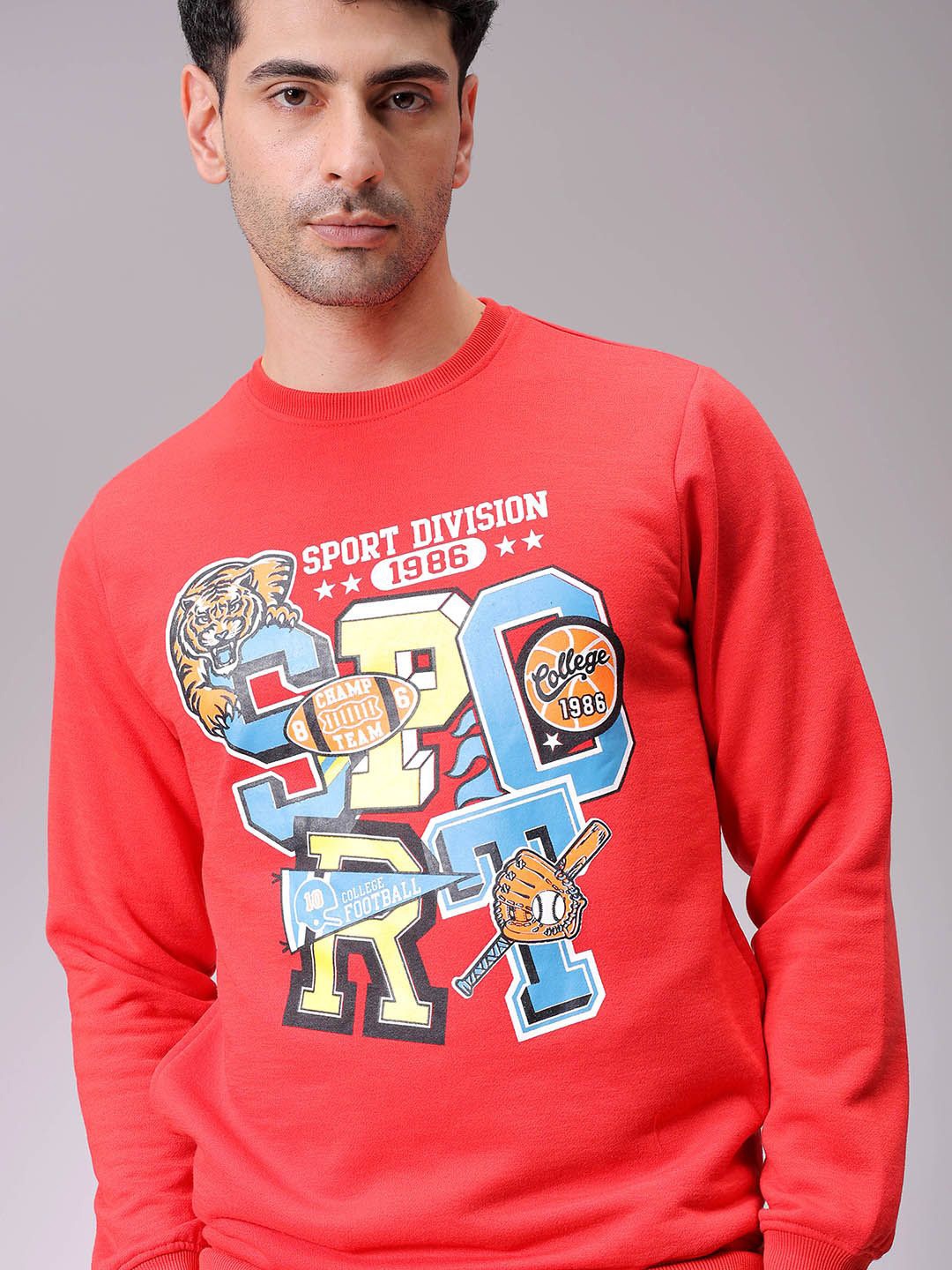 

The Indian Garage Co Men Printed Sweatshirt, Red