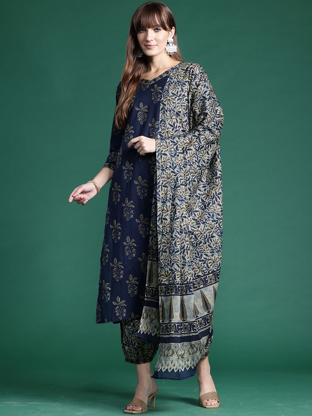 

Indo Era Floral Printed Straight Pure Cotton Kurta with Salwar & Dupatta, Blue