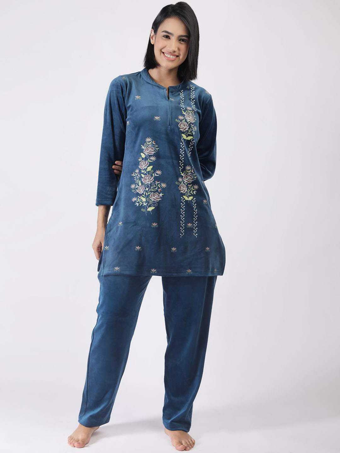 

Duchess Women Printed Night suit, Blue