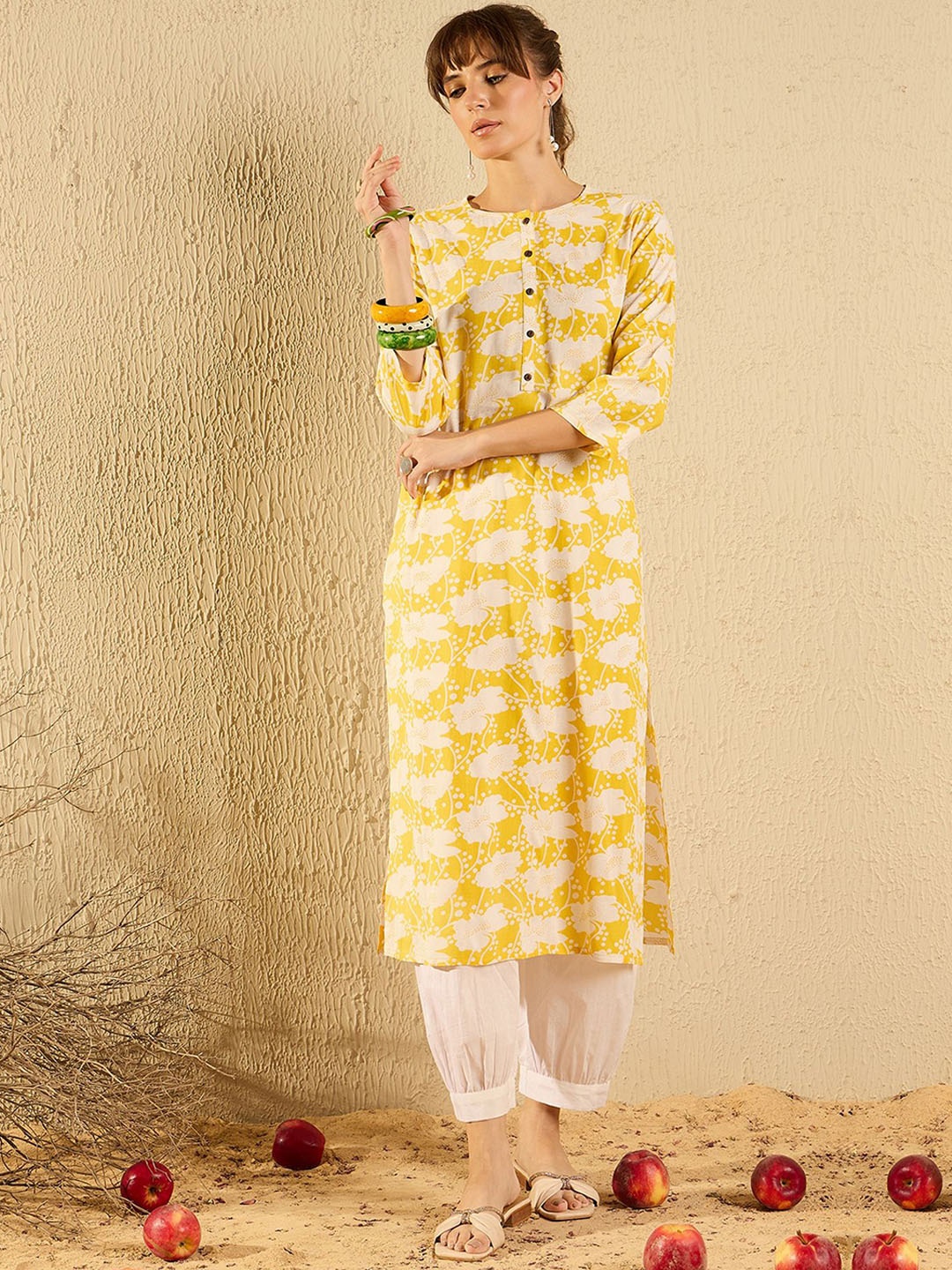 

Indo Era Yellow and White Round Neck Floral Printed Straight Kurta