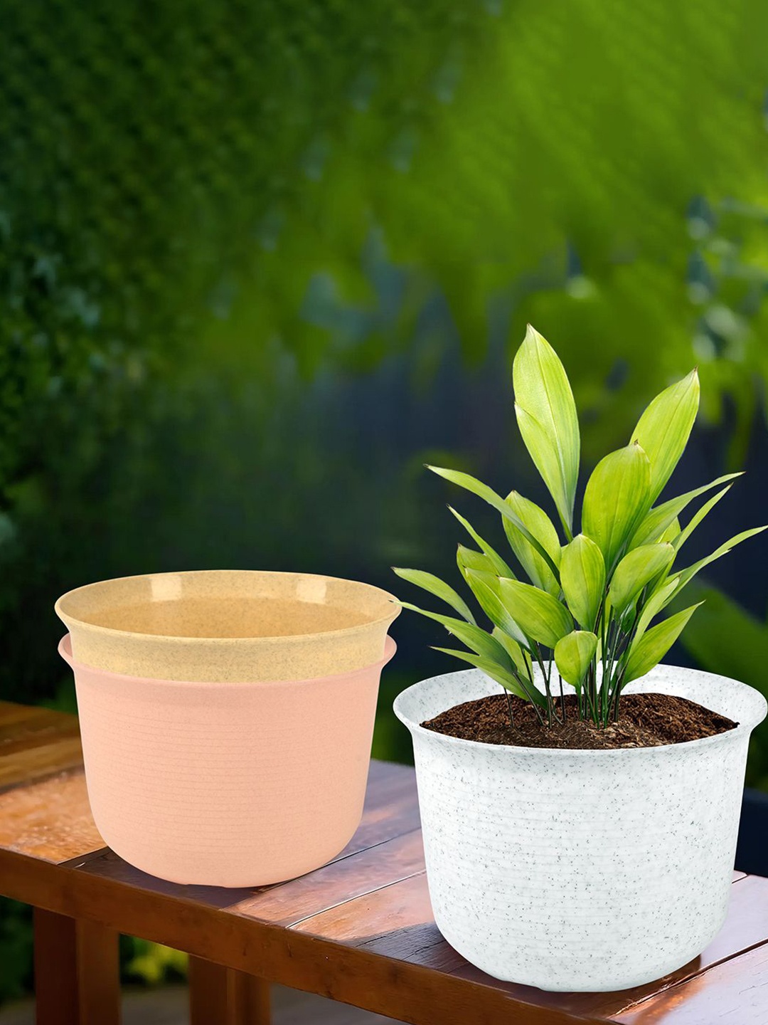 

Kuber Industries Sawera White & Beige 3 Pieces Textured Planters With Plates