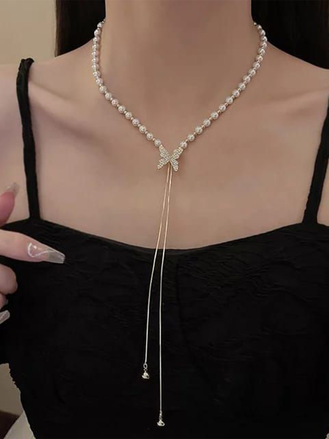

YU FASHIONS Gold-Plated Pearls Beaded Adjustable Necklace