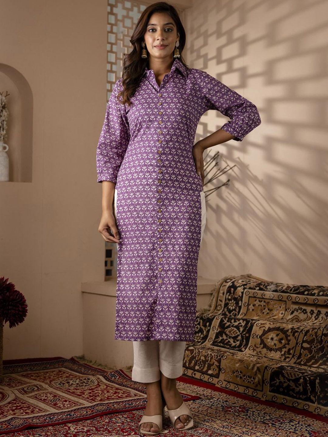 

NISHABD Ethnic Motifs Printed Shirt Collar Cotton Straight Kurta, Purple