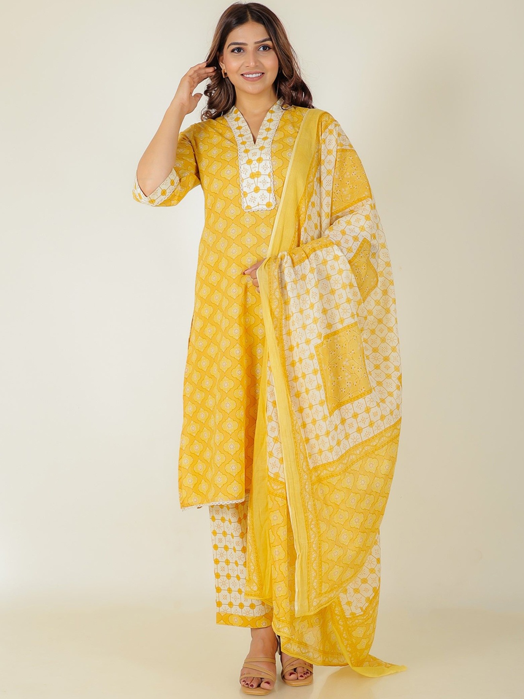 

Aramya Ethnic Motifs Printed V-Neck Regular Pure Cotton Kurta With Trouser With Dupatta, Yellow