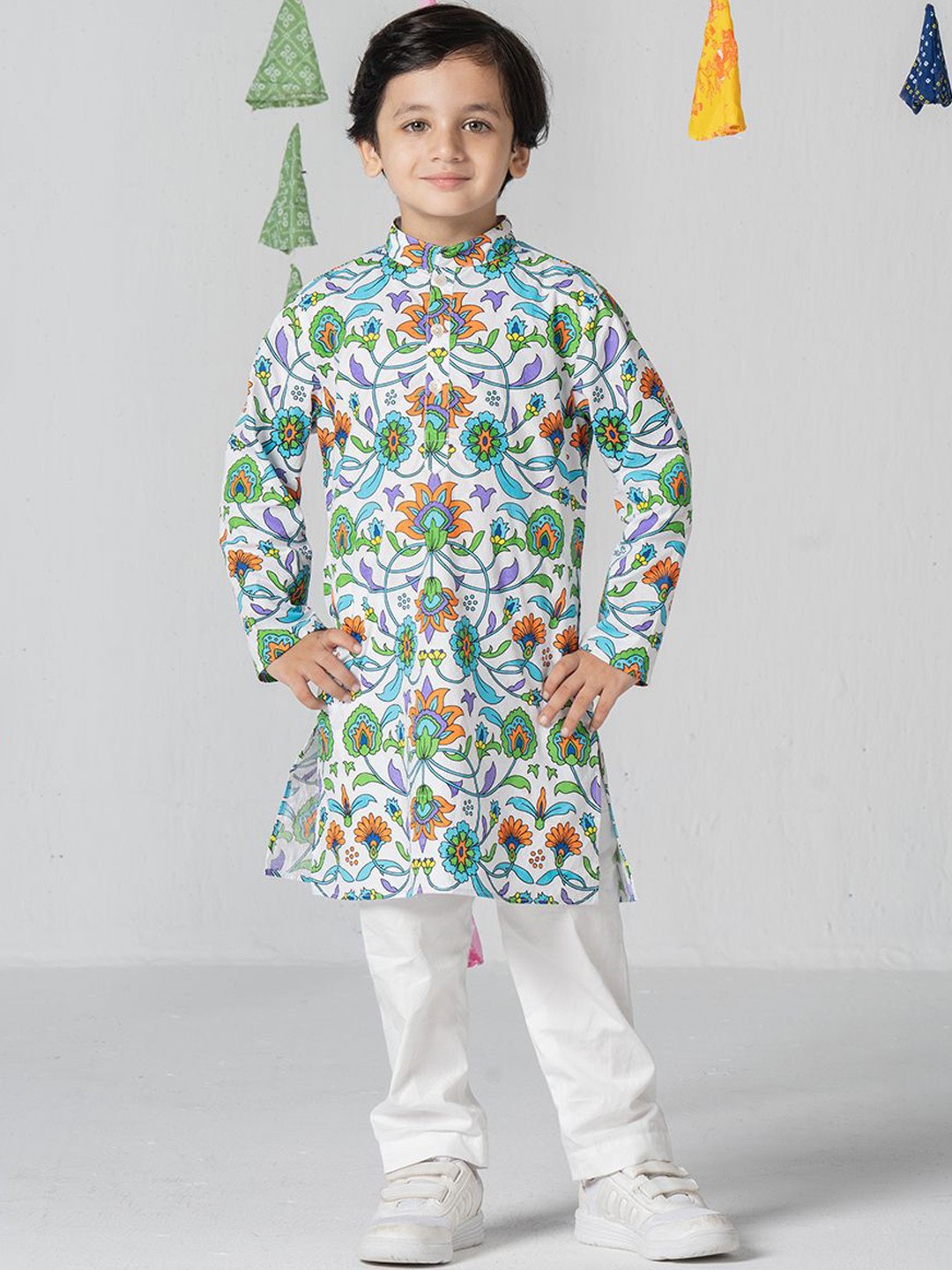 

SPUNKIES Boys Floral Printed Pure Cotton Kurta With Pyjamas, Blue