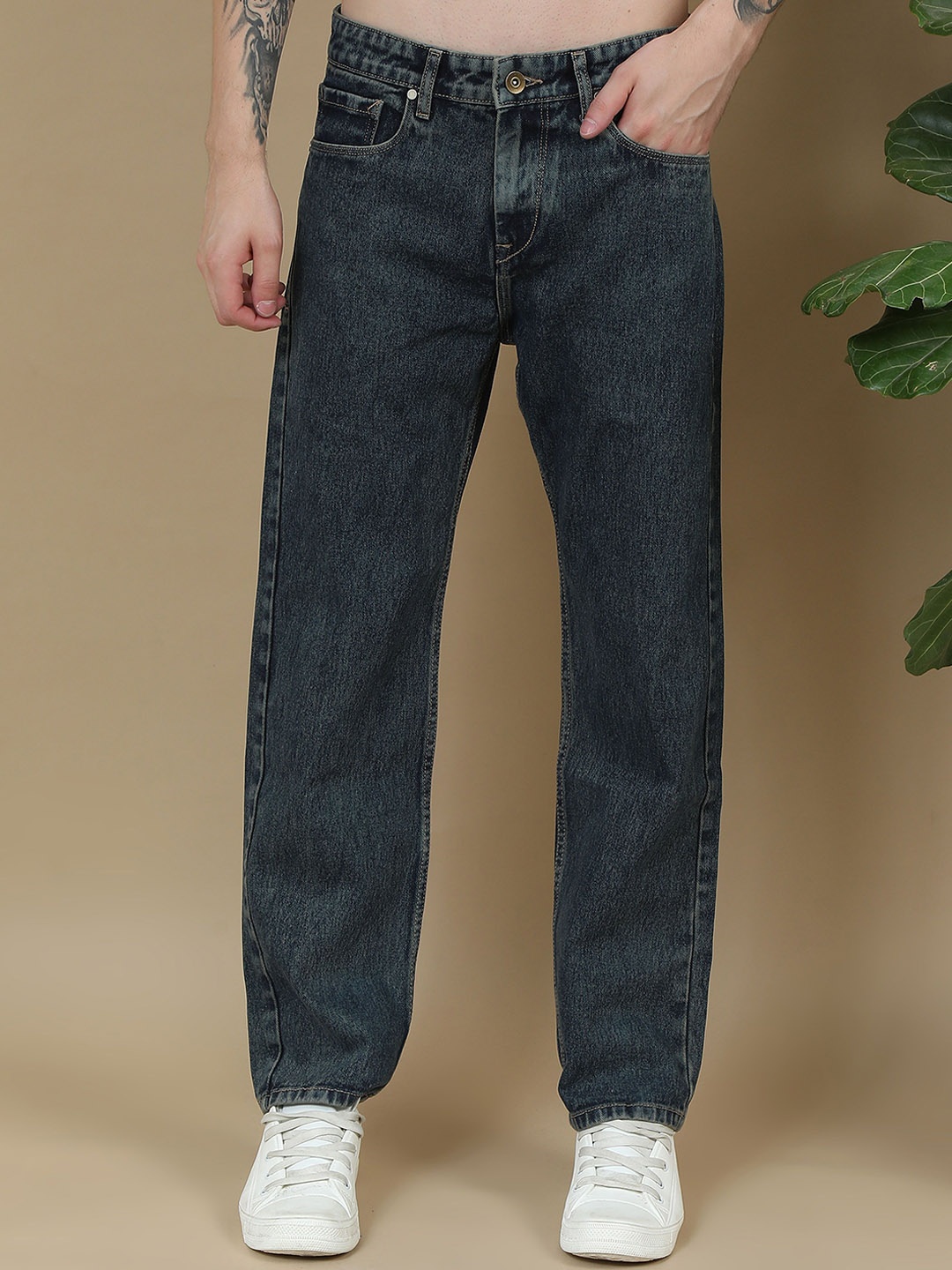 

Mast & Harbour Men Comfort Relaxed Fit Light Fade Stretchable Jeans, Blue