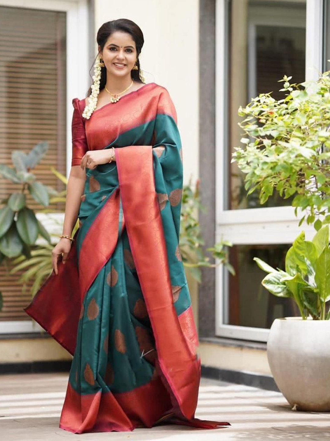 

Visit Wear Woven Design Zari Pure Silk Banarasi Saree, Teal