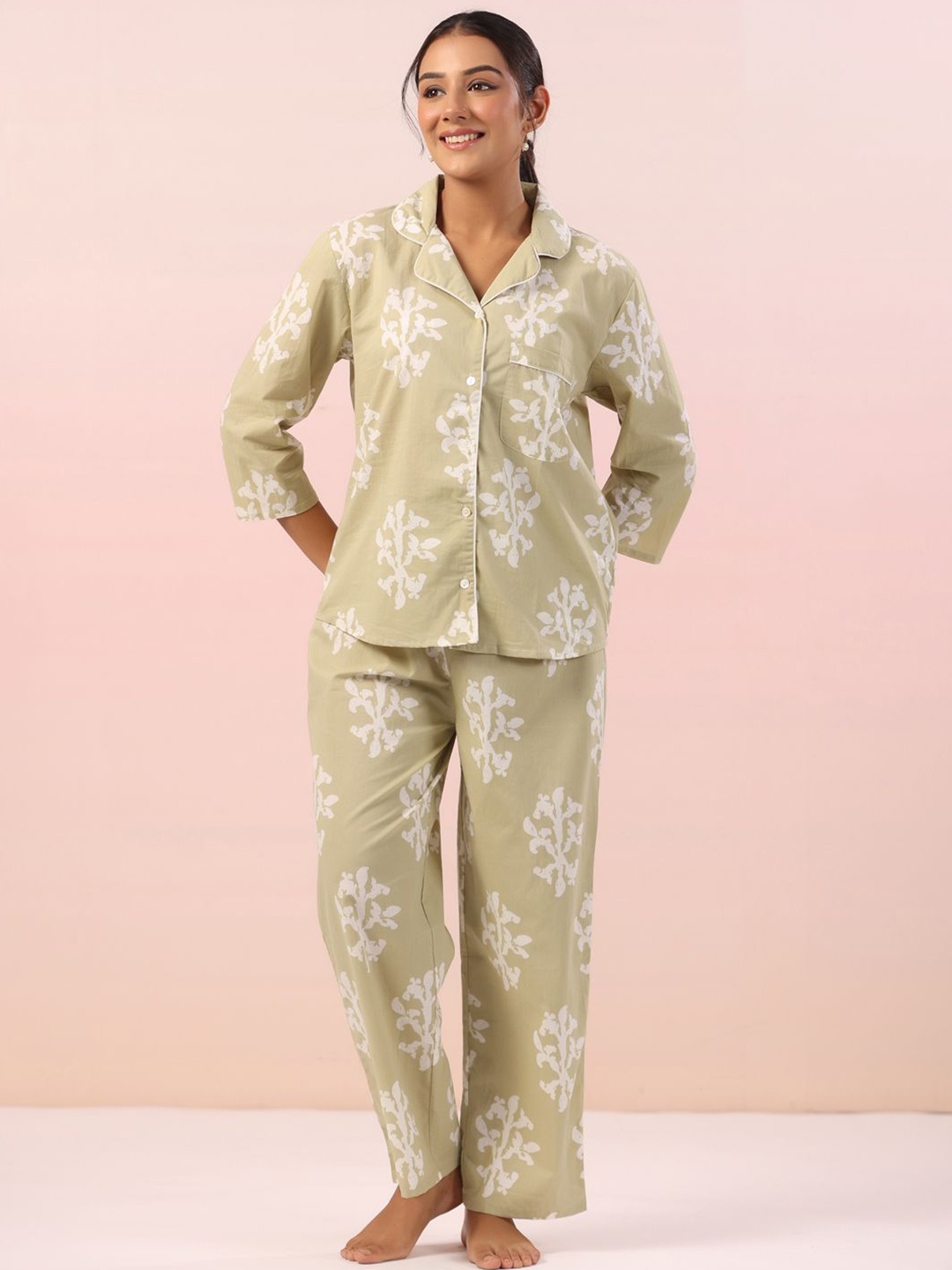 

SANSKRUTIHOMES Women Pure Cotton Printed Night suit, Green