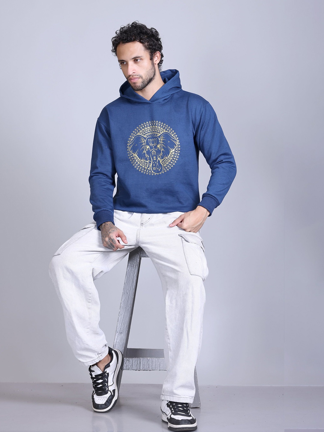 

Obaan Men Graphic Printed Hooded Sweatshirt, Blue