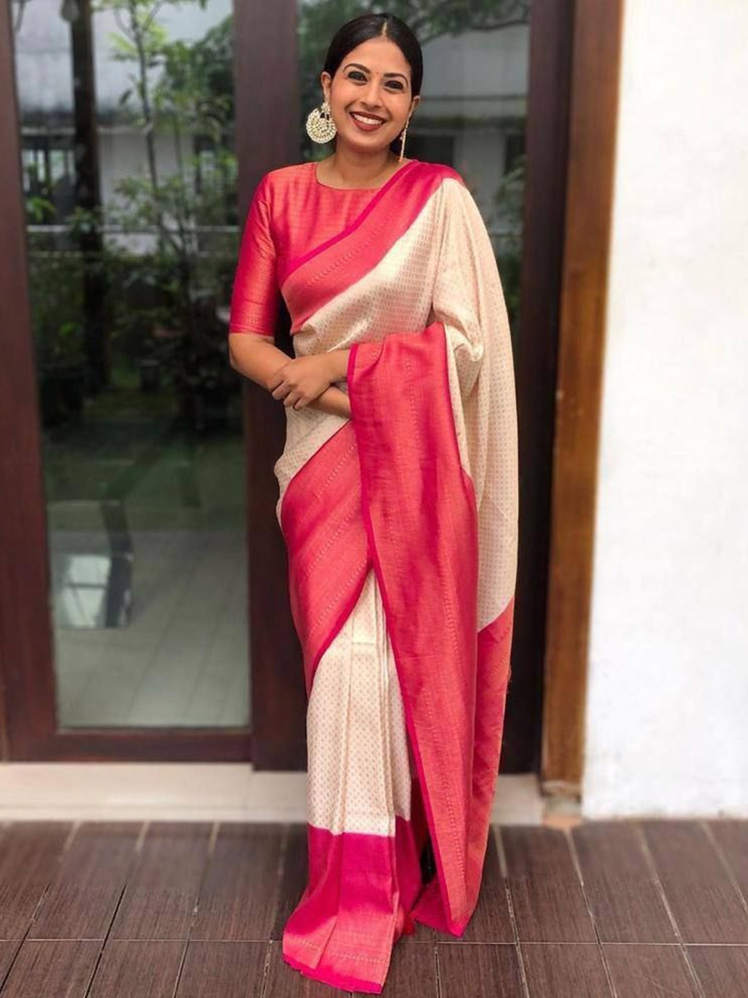 

Visit Wear Woven Design Zari Pure Silk Banarasi Saree, White