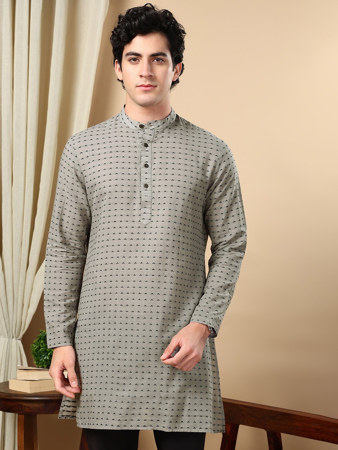 

TATTVA Geometric Woven Design Mandarin Collar Long Regular Sleeves Regular Straight Kurta, Grey