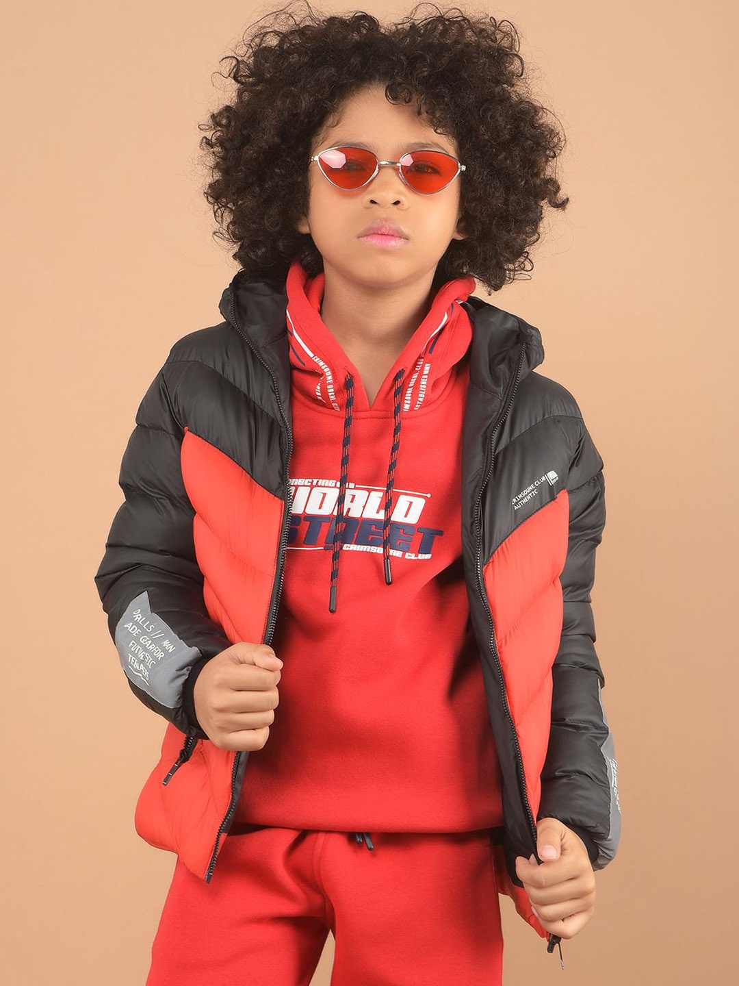 

Crimsoune Club Boys Hooded Colourblocked Casual Puffer Jacket, Black