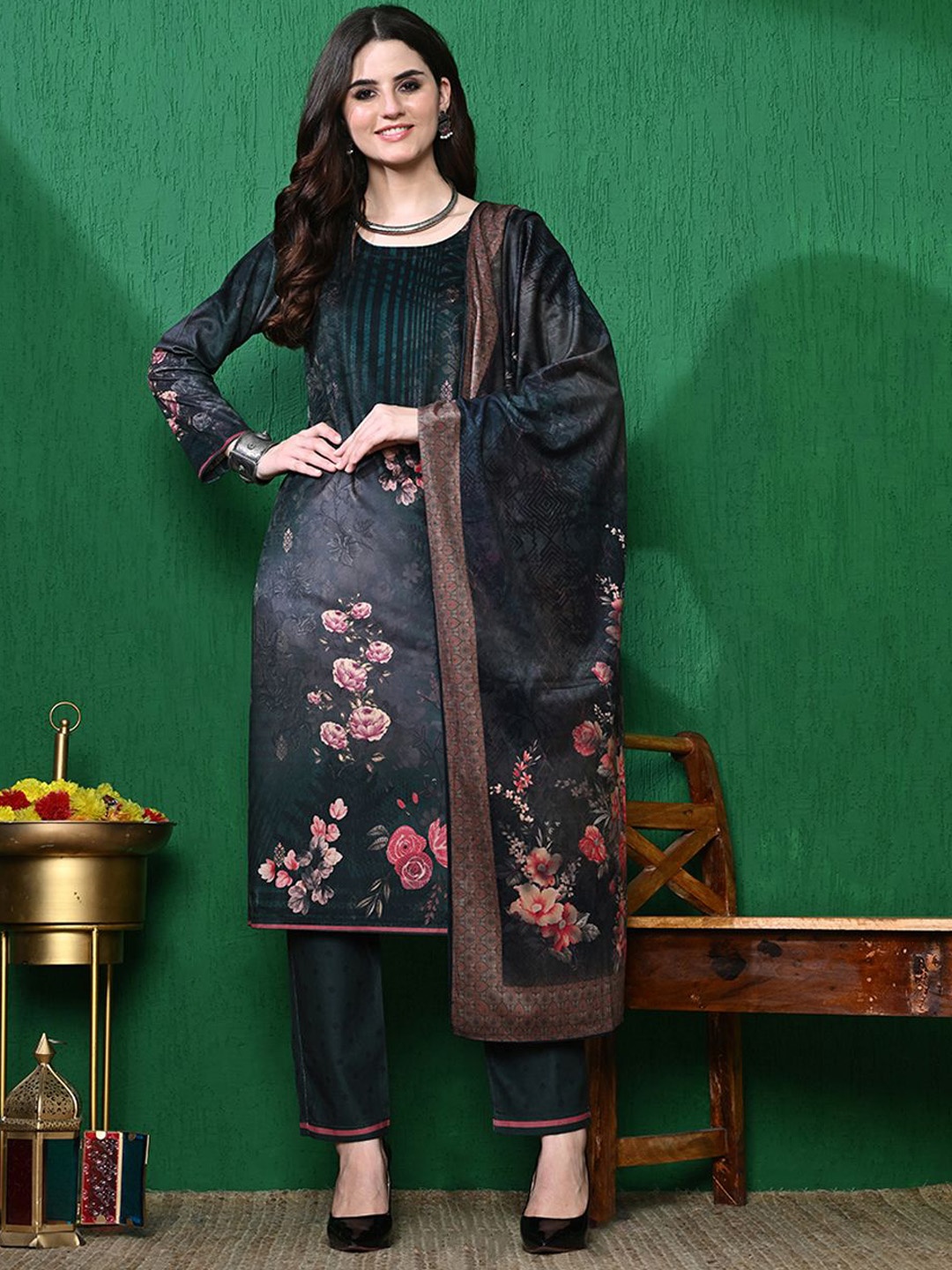 

SAHASIKA Round Neck Floral Printed Velvet Straight Kurta with Trousers & Dupatta, Green