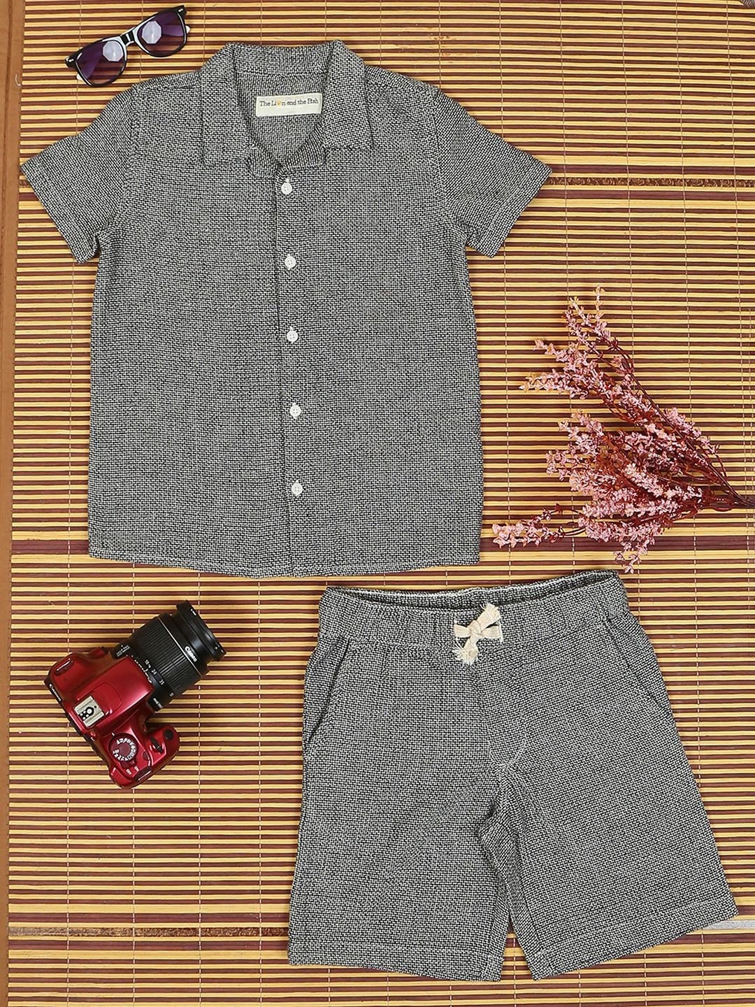 

The Lion and The Fish Boys Woven Design Shirt Collar Pure Cotton Shirt With Shorts, Grey