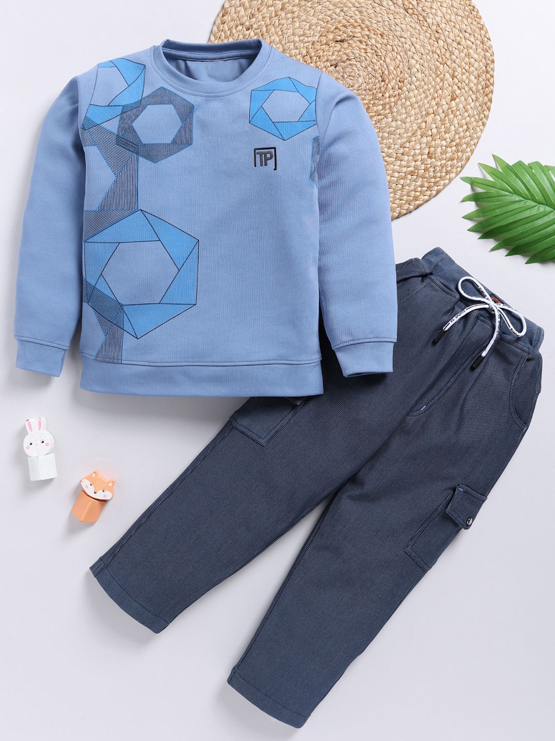 

Toonyport Unisex Kids Round Neck Printed Sweatshirt with Joggers, Blue