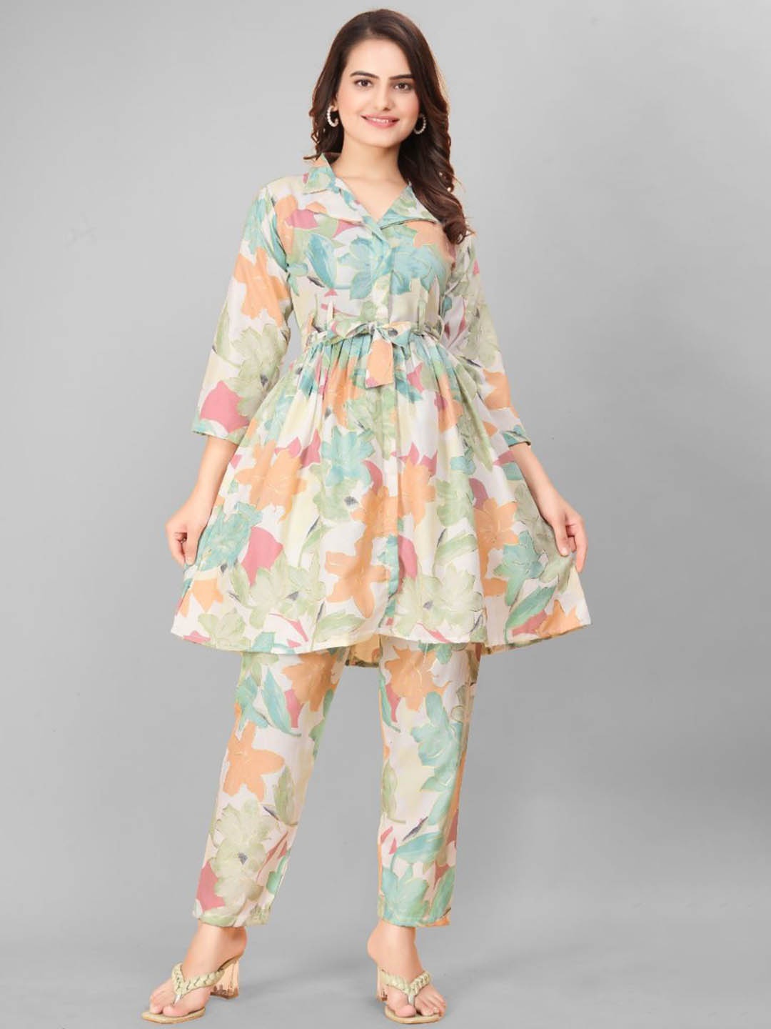 

APNISHA Notched Lapel Collar Printed Top With Trousers, Cream