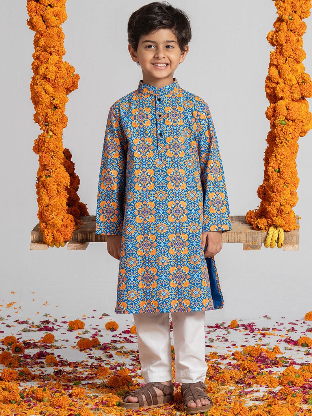 

SPUNKIES Boys Ethnic Motifs Printed Mandarin Collar Kurta With Pyjamas, Grey