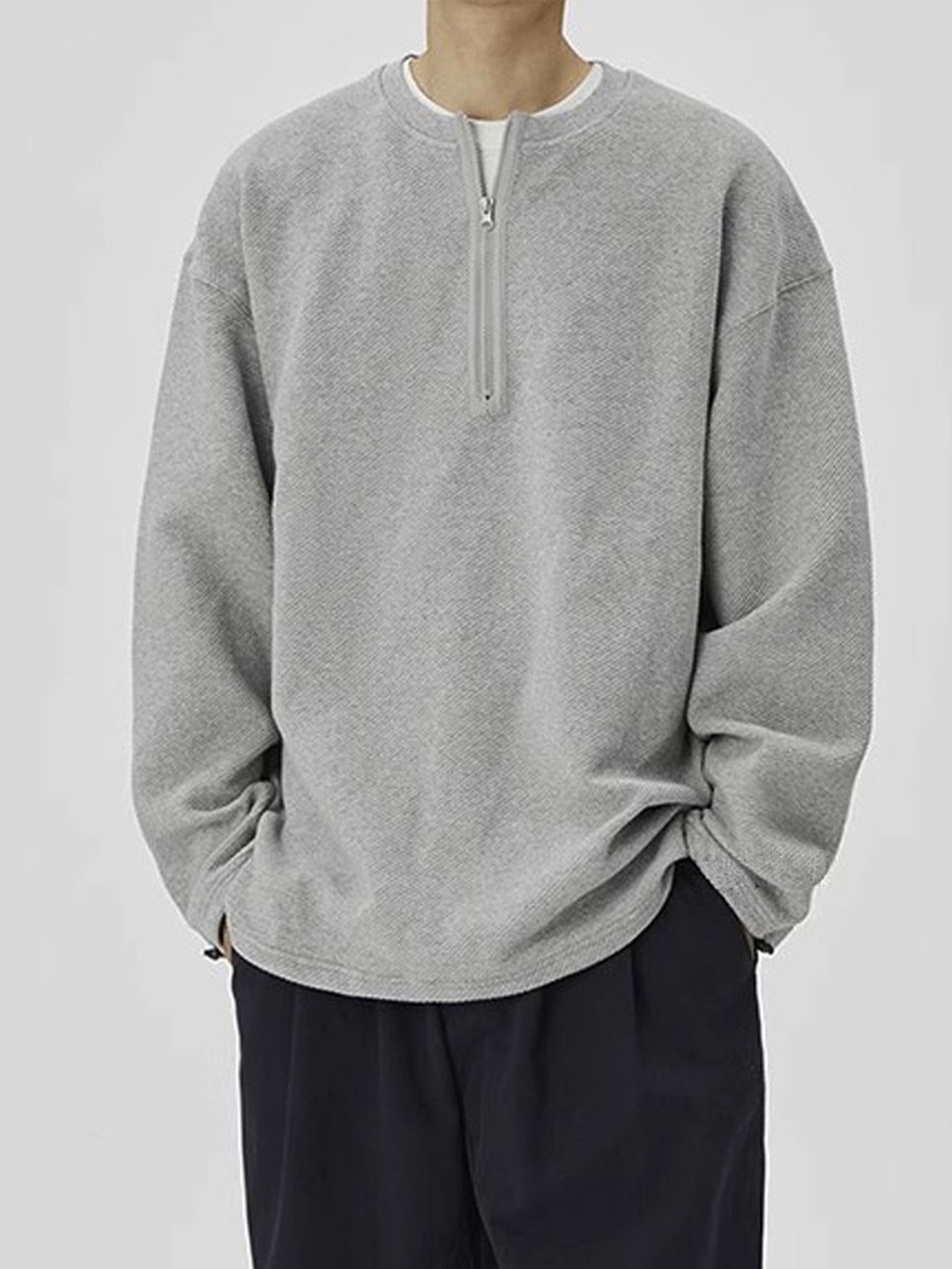 

StyleCast x Revolte Men Solid Sweatshirt, Grey