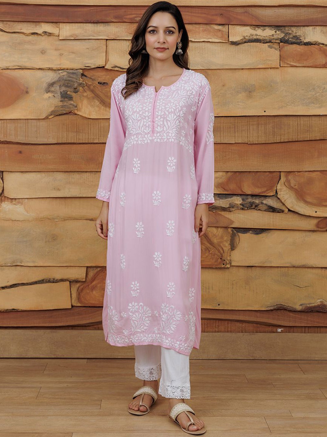 

Rangreza Ethnic Lolita Floral Embroidered Round Neck Chikankari Straight Kurta, Pink