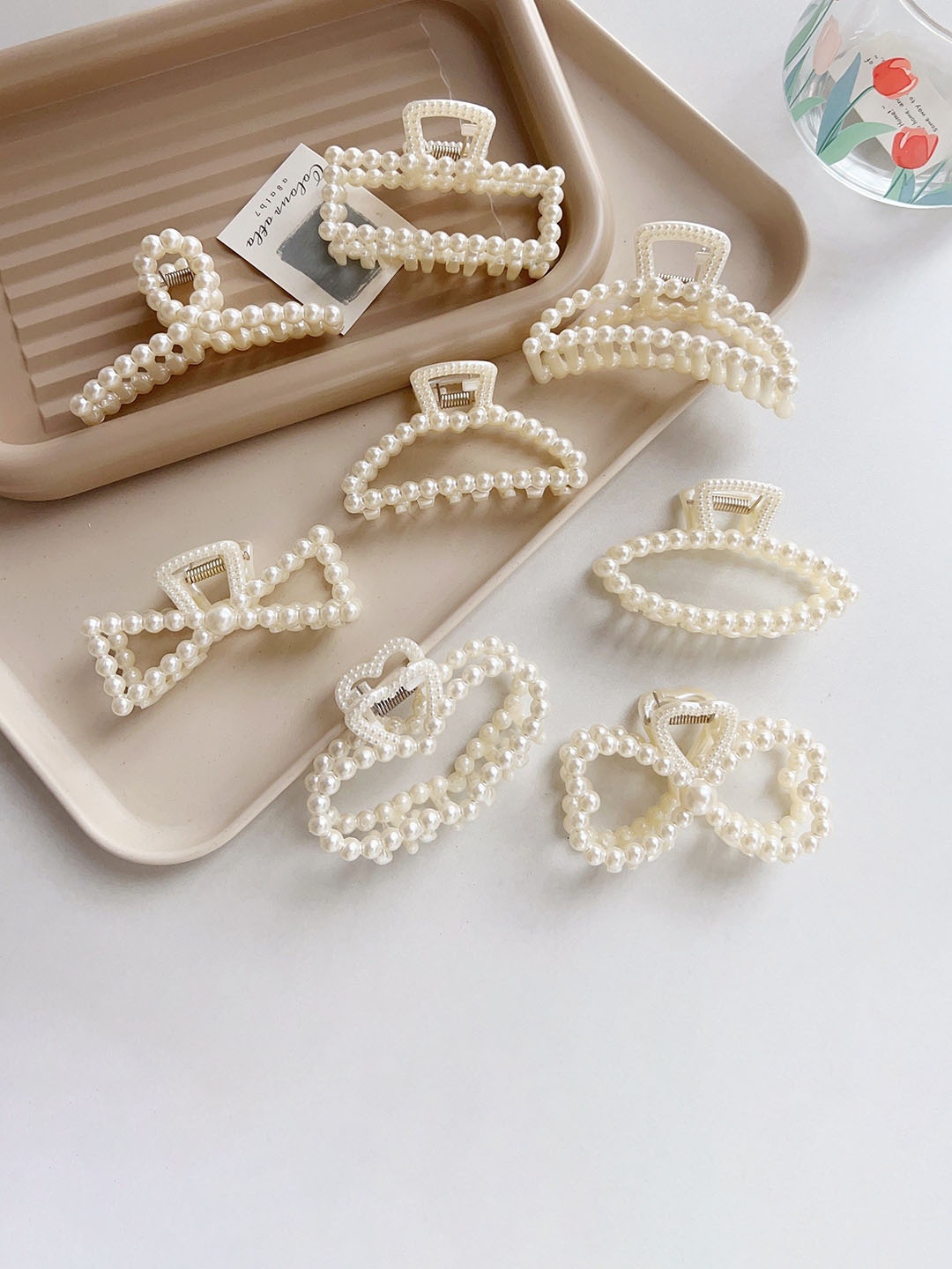 

CHRONEX Women Set Of 8 Non-Slip Hair Claws, White