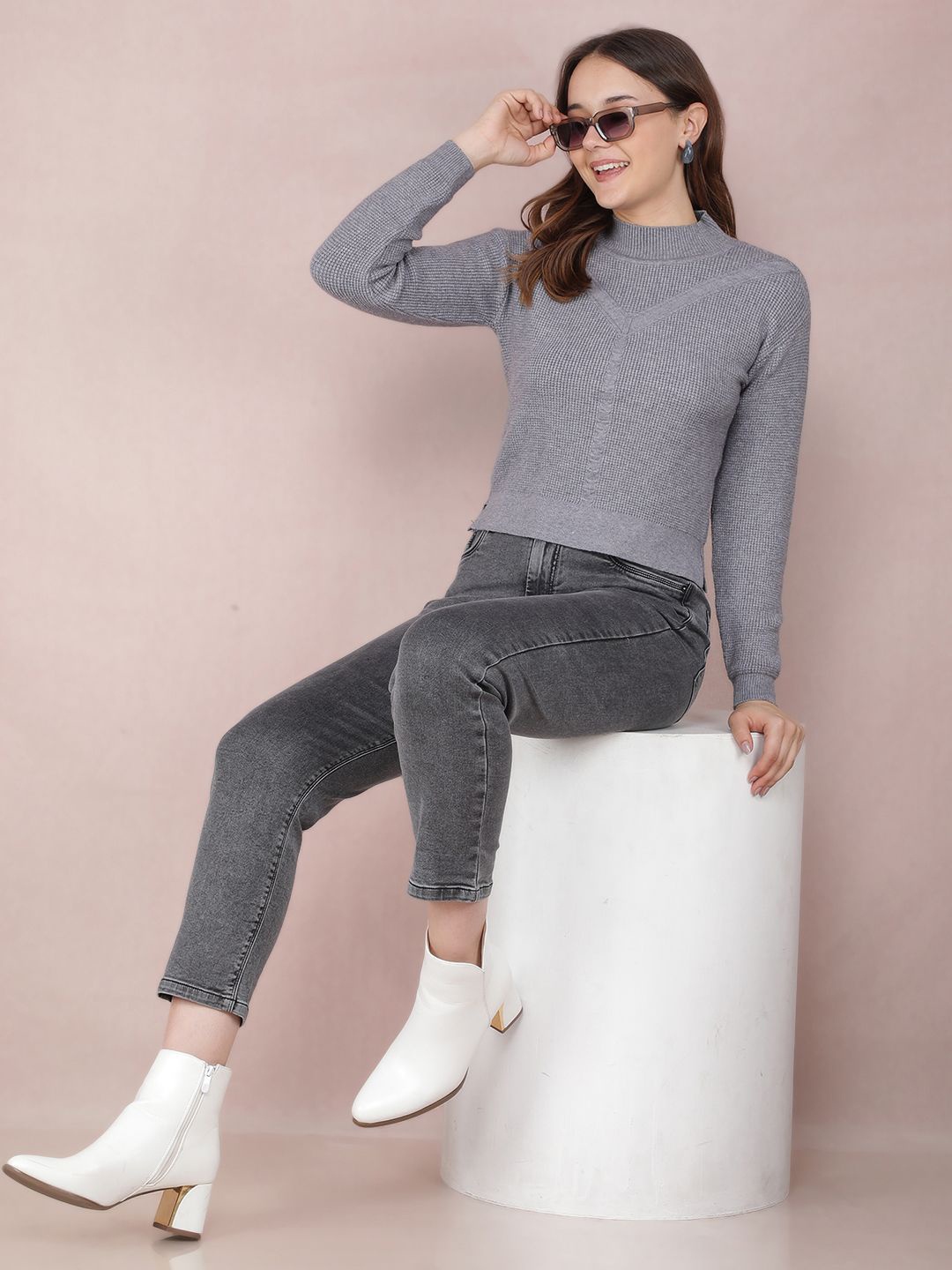 

Crimsoune Club Women Crop Pullover, Grey