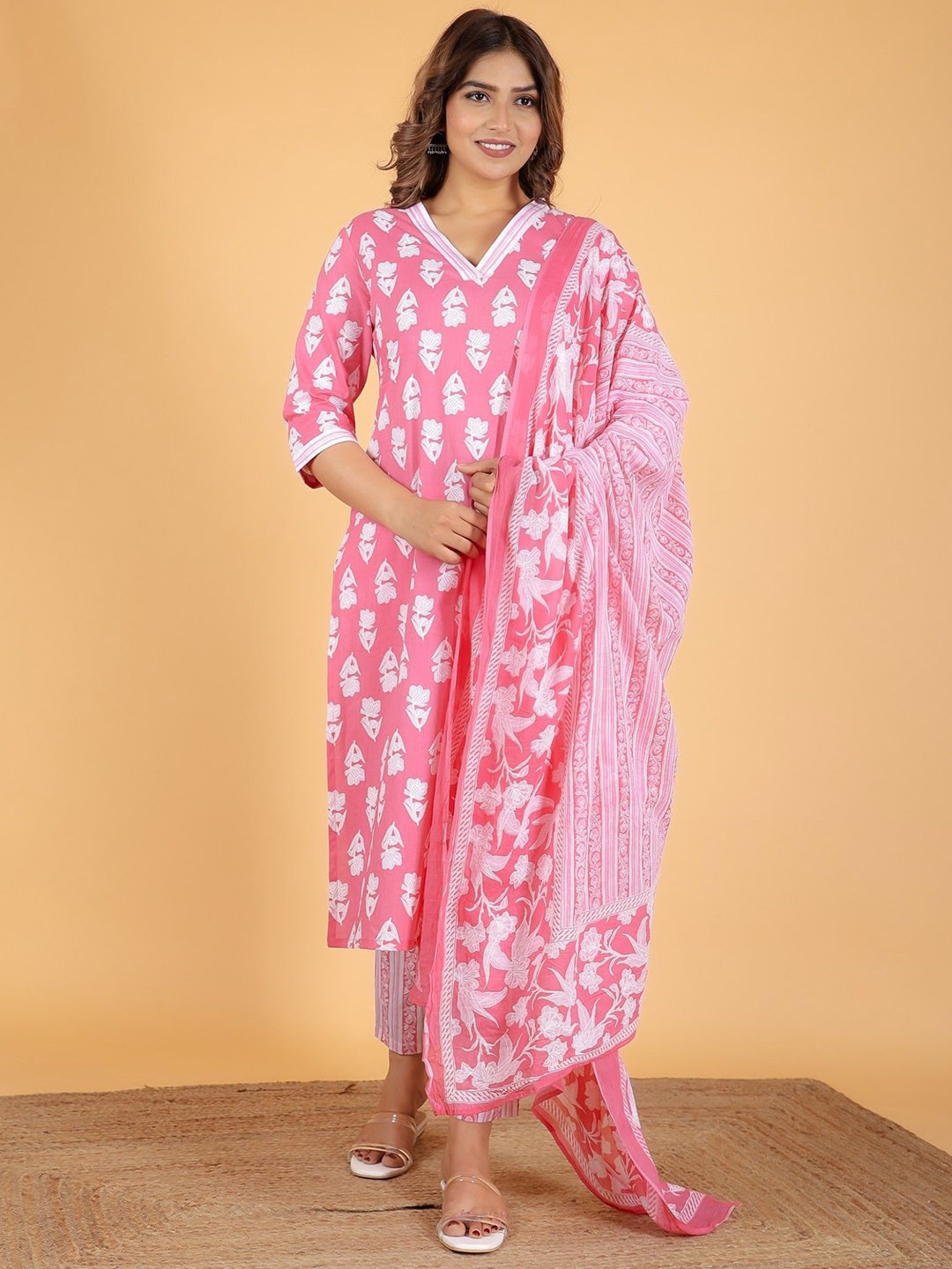 

Aramya Floral Printed Pure Cotton Straight Kurta With Trouser & Dupatta, Pink