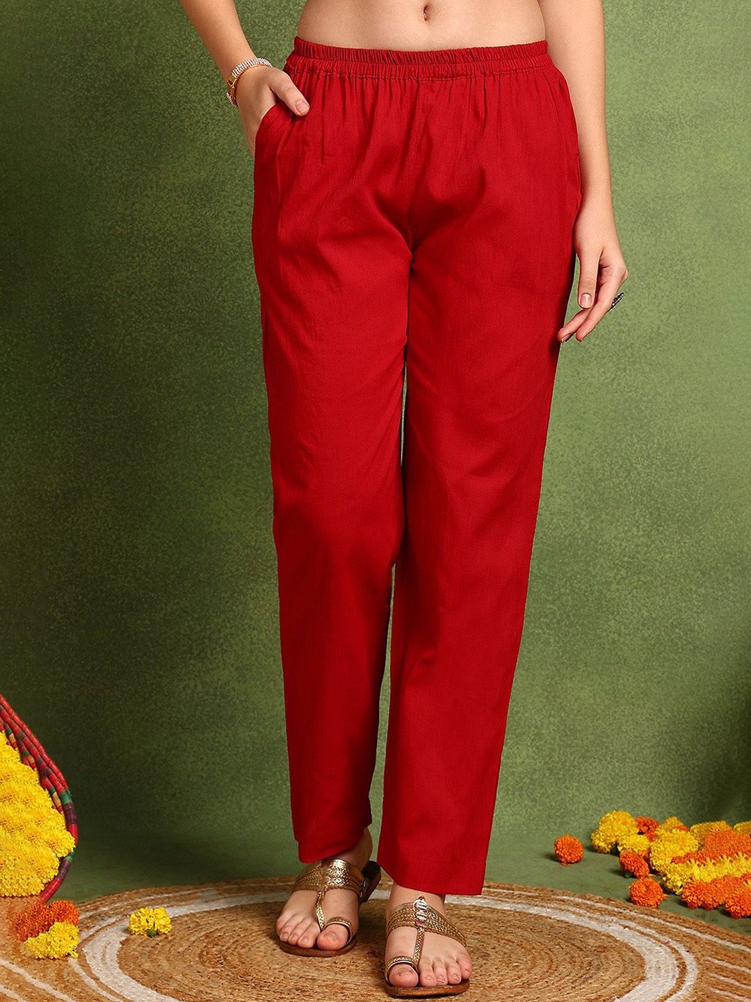 

Tahiliya Women Straight Fit Trousers, Red