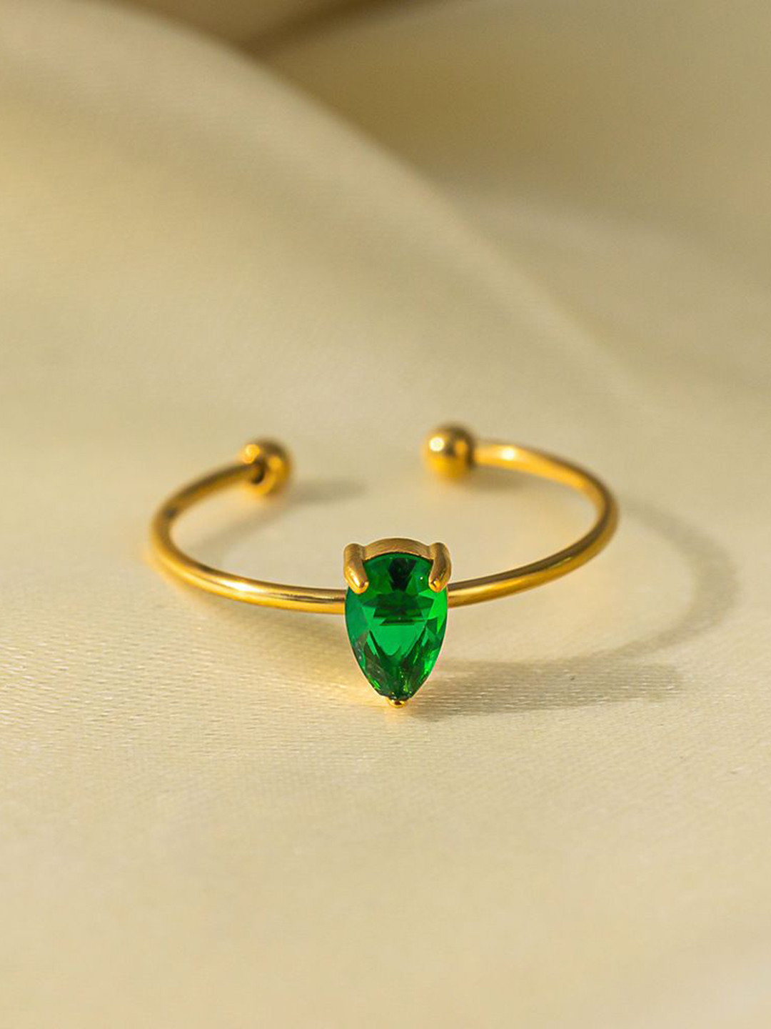 

MYKI Glorious Stainless Steel Gold-Plated Stones-Studded Finger Ring