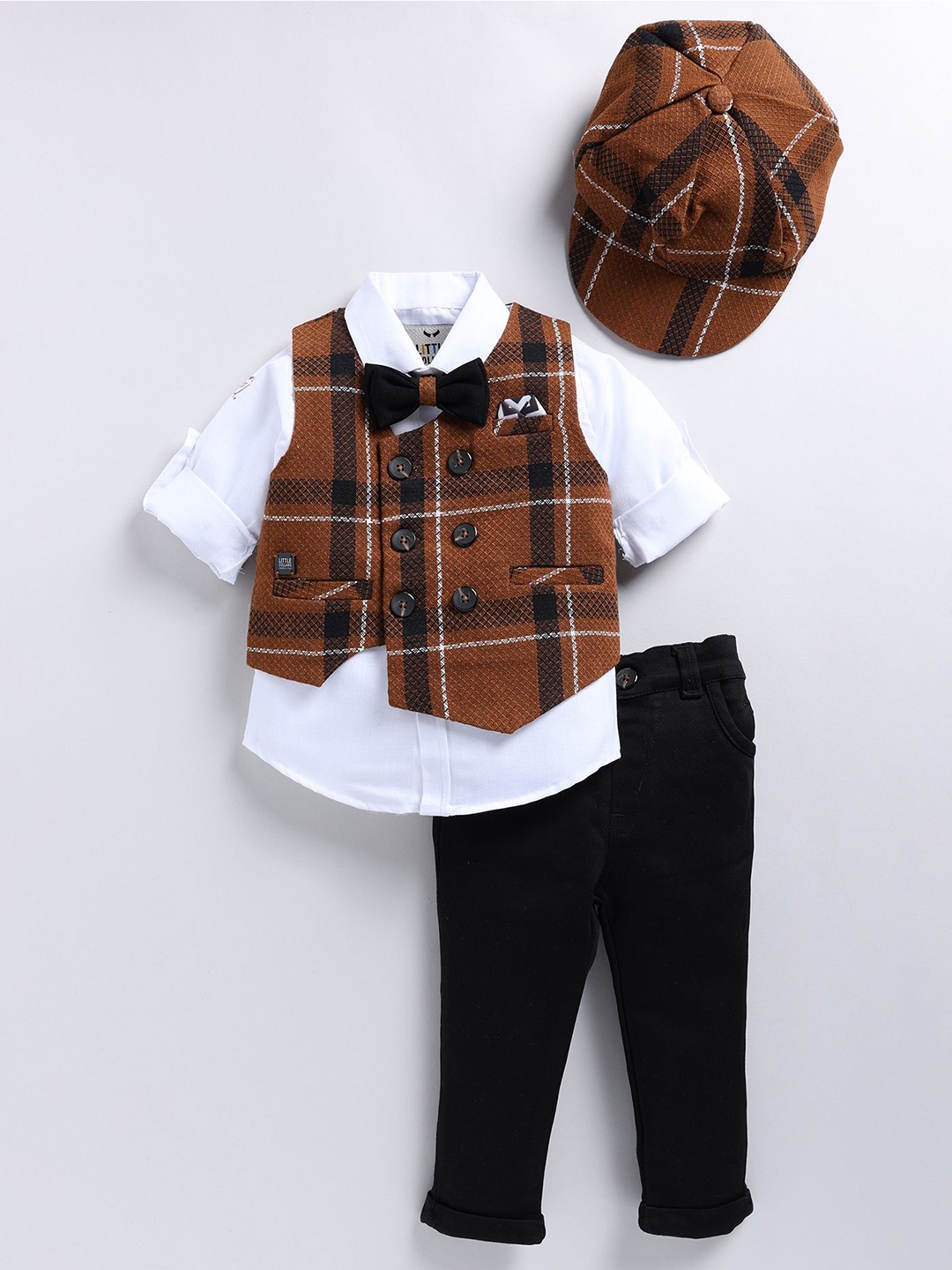 

LITTLE COLLARS Boys Embroidered Regular Kurta with Pyjamas, Brown