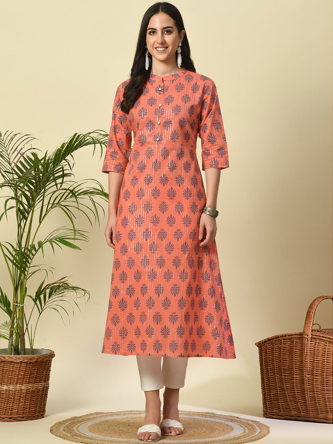 

METAFAB Ethnic Motifs Printed Mandarin Collar Three-Quarter Sleeves Regular A-Line Kurta, Peach