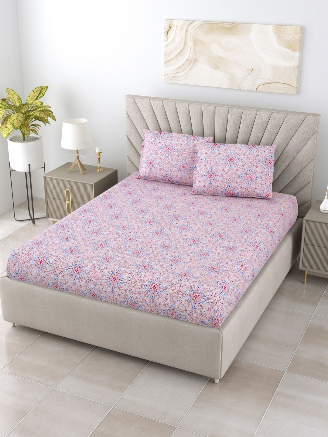 

BOMBAY DYEING Pink & Blue Floral 144 TC Cotton King Bedsheet Set-2.74 m x 2.74 m