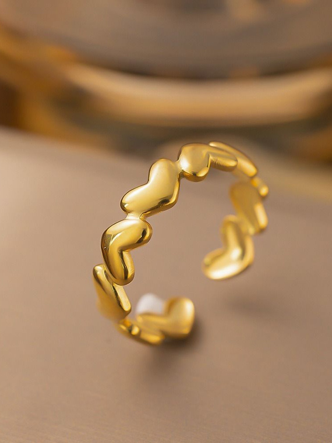 

MYKI Gold-Plated Stainless Steel Heart Shaped Adjustable Finger Ring