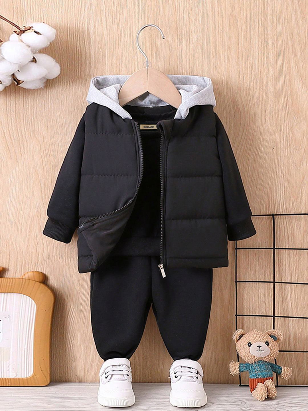 

INCLUD Boys Self Design hooded Long Sleeves Jacket With Jogger, Black
