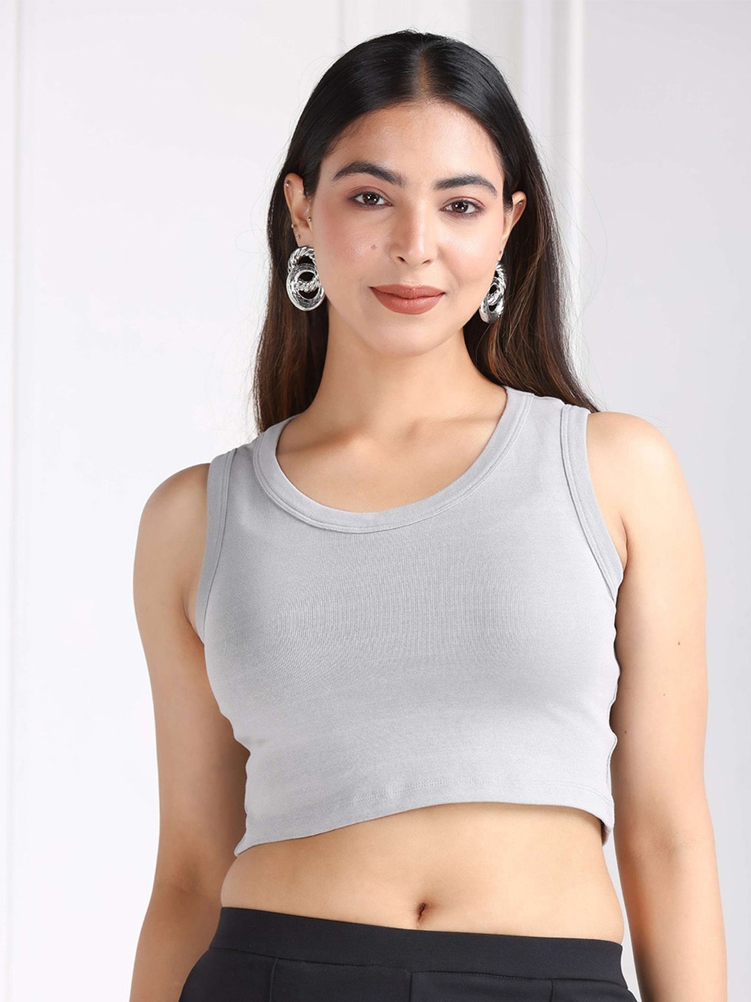 

Mlada Round Neck Regular Fit Sleeveless Cotton Ribbed Top, Grey