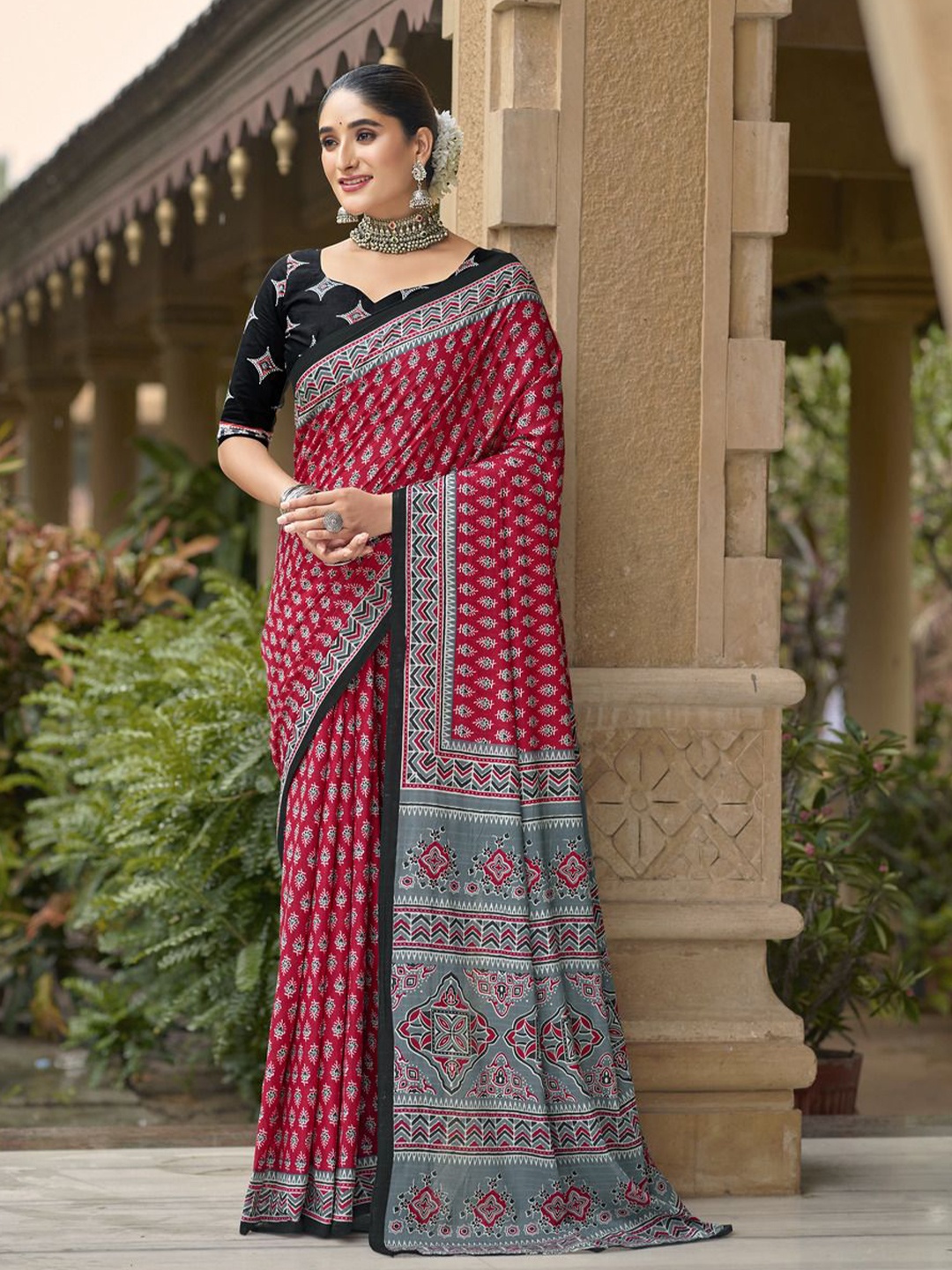 

Anouk Ethnic Motifs Printed Pure Cotton Bagru Saree, Pink