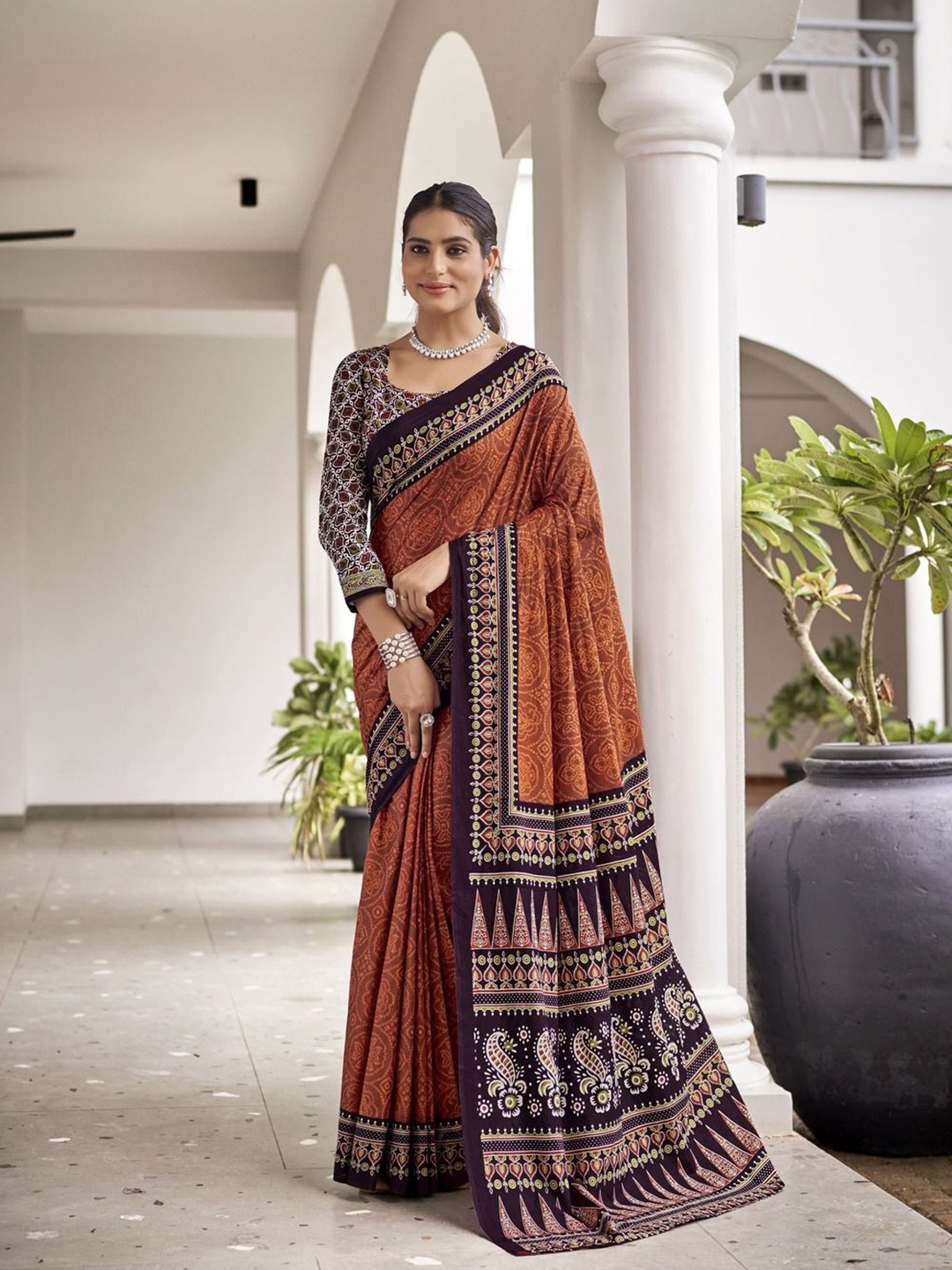 

Anouk Ethnic Motifs Pure Cotton Bagru Saree, Rust