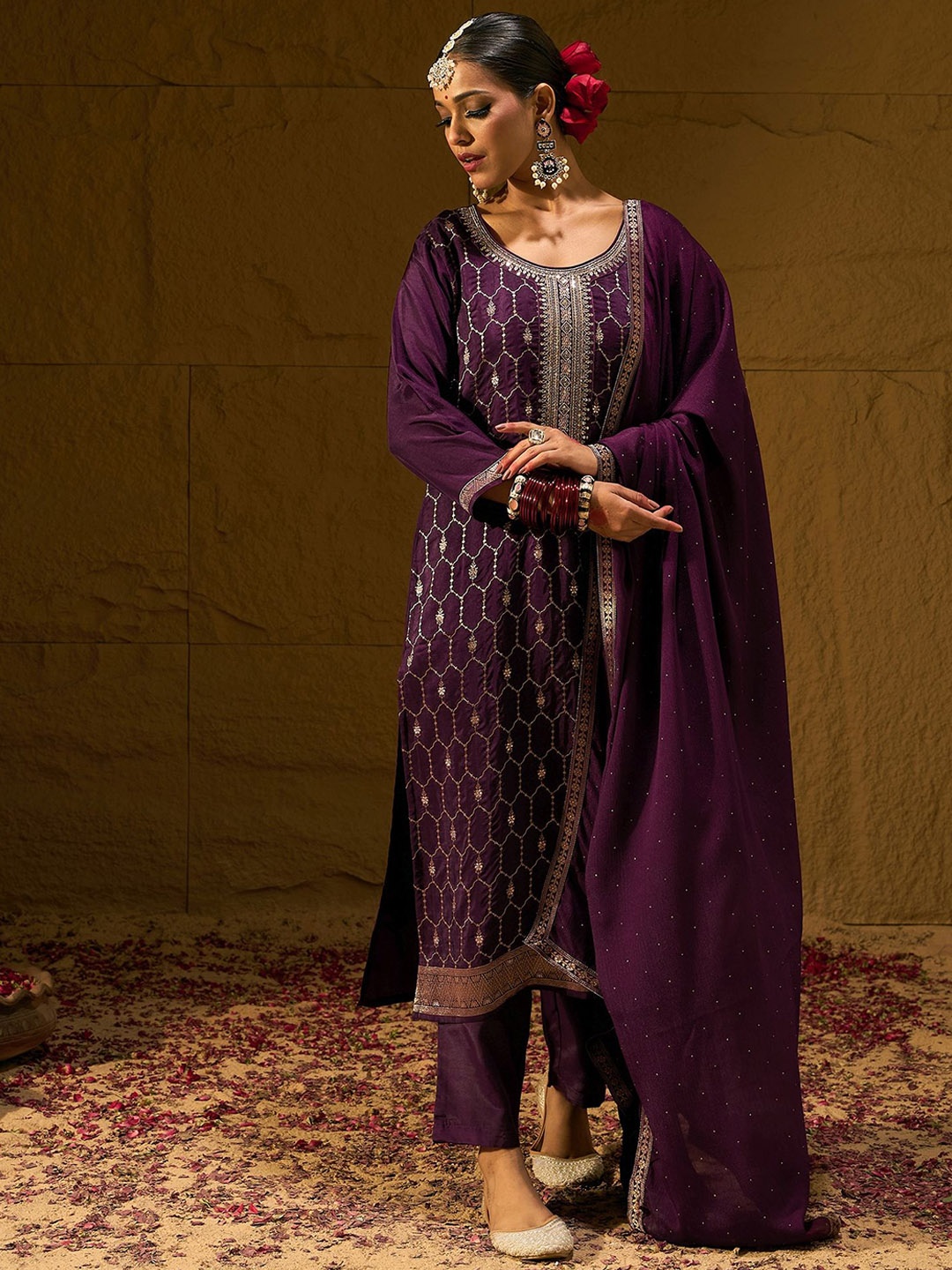 

Indo Era Geometric Embroidered Straight Kurta With Trousers & Dupatta, Burgundy