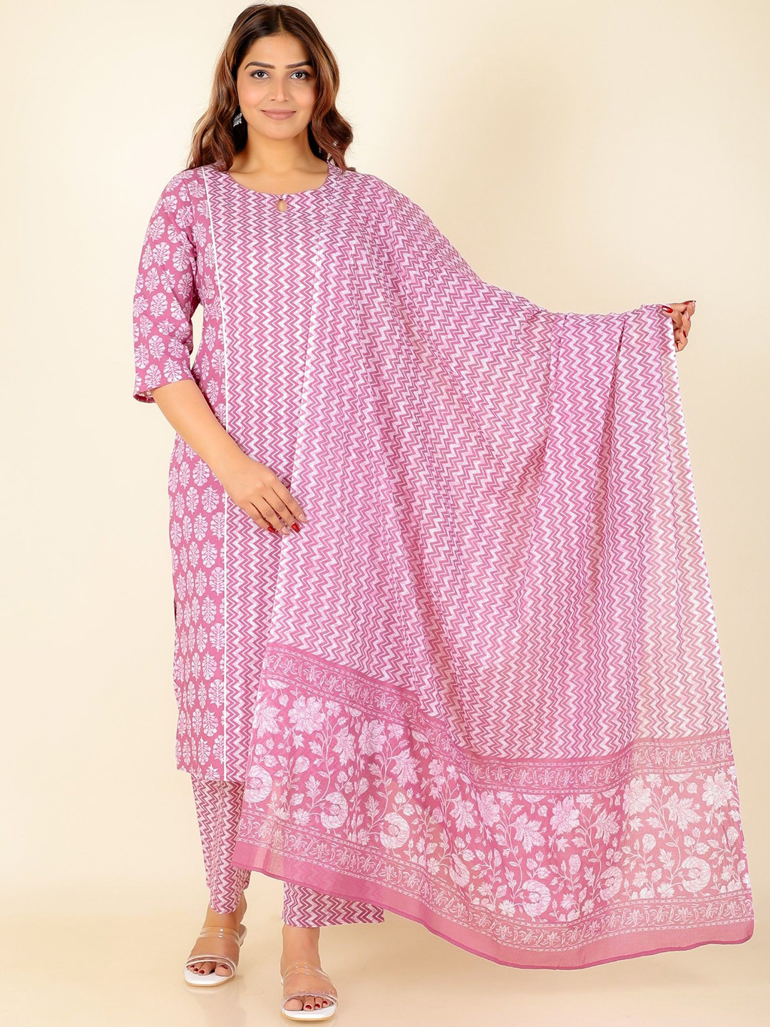 

Aramya Floral Printed Keyhole Neck Panelled Pure Cotton Kurta With Trouser With Dupatta, Pink