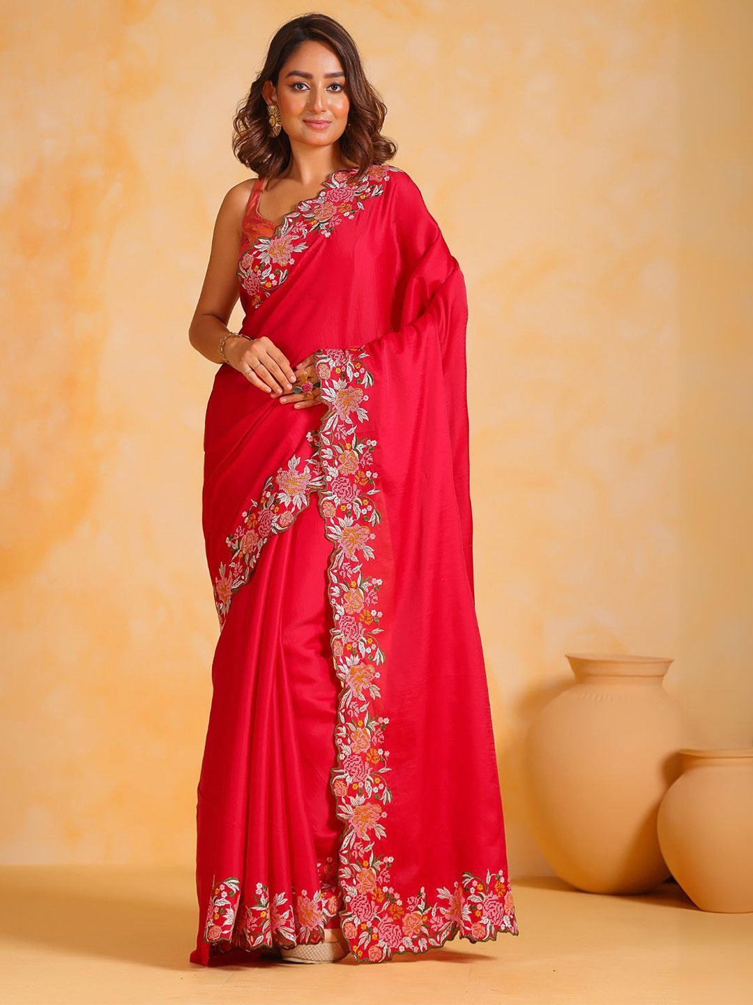 

ODETTE Floral Embroidered Saree, Red