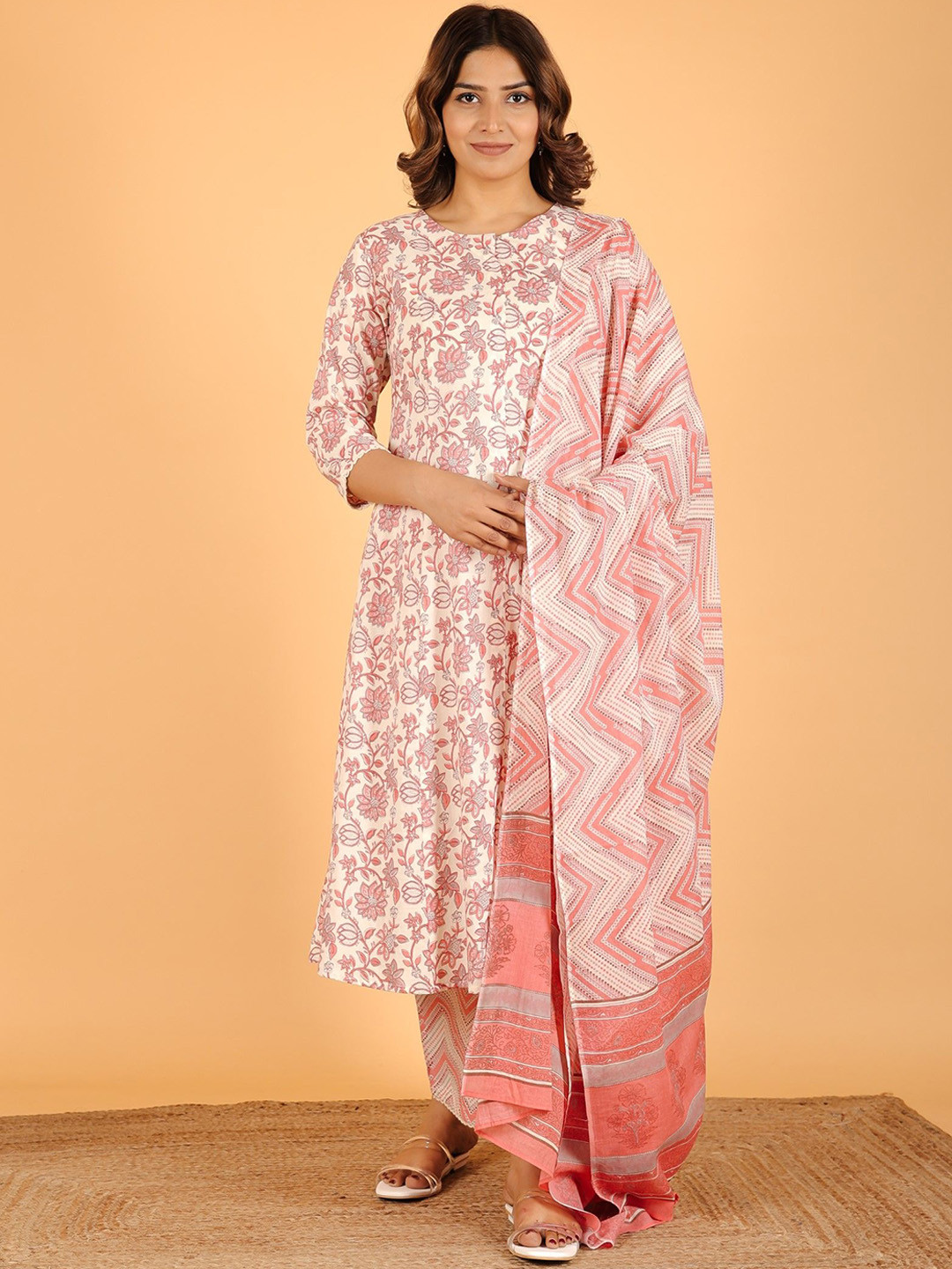 

Aramya Floral Printed Pure Cotton A-Line Kurta With Palazzo & Dupatta, Off white