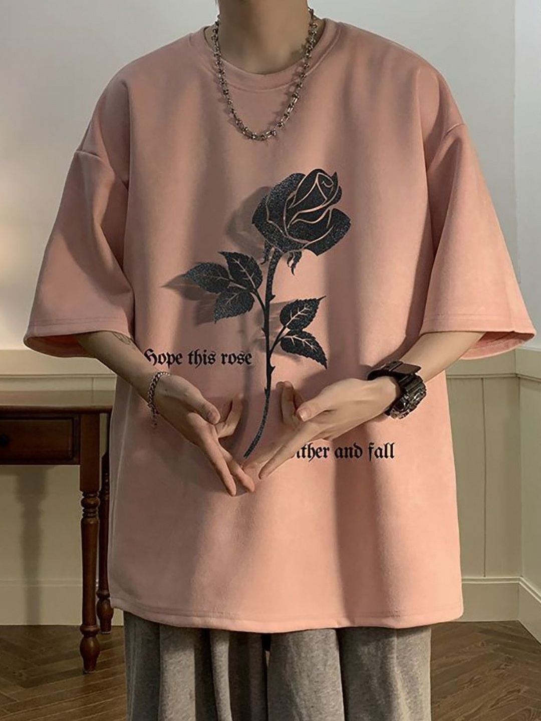 

StyleCast x Revolte Men Floral Printed Round Neck T-shirt, Pink